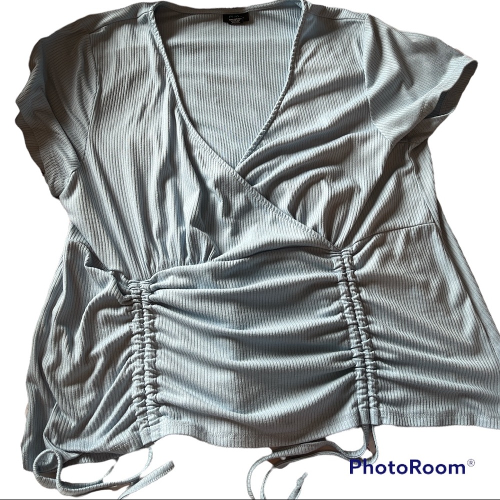 Womens Rue 21 Plus Blue Ruched Blouse Size 3x